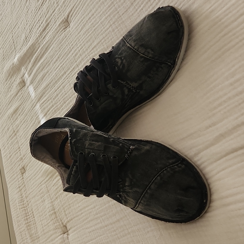 Toms Washed Black Canvas Shoes  Sneakers Men 11